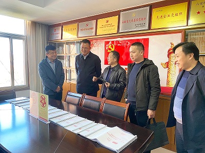 省委非公工委辦公室主任詹國(guó)慶一行蒞臨安徽星星集團(tuán)調(diào)研黨建工作